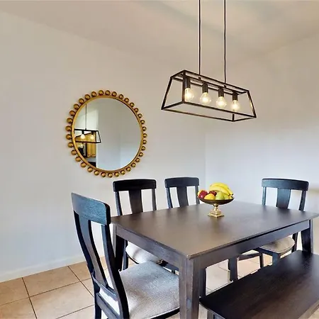 East End Galveston 2-Story / 2-Bedroom Townhome